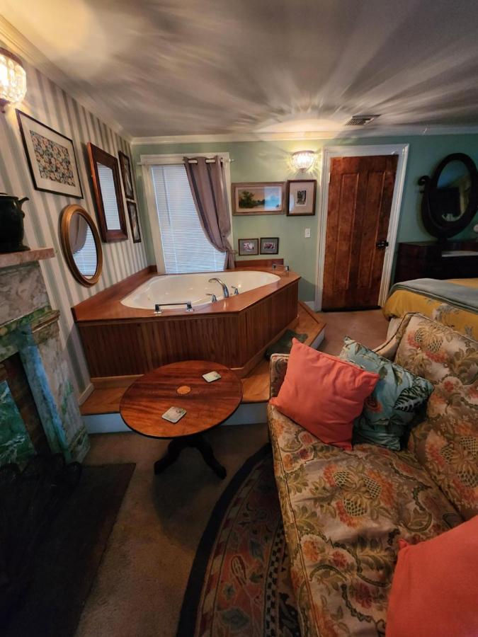 House Of 1833 Bed And Breakfast Mystic Eksteriør billede
